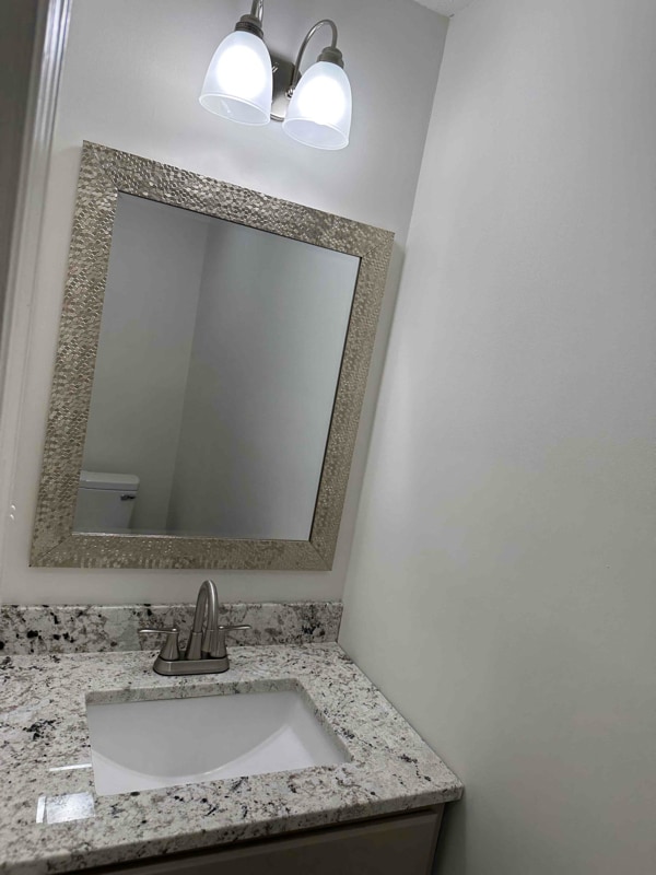 Building Photo - 2501 Redwood Ct