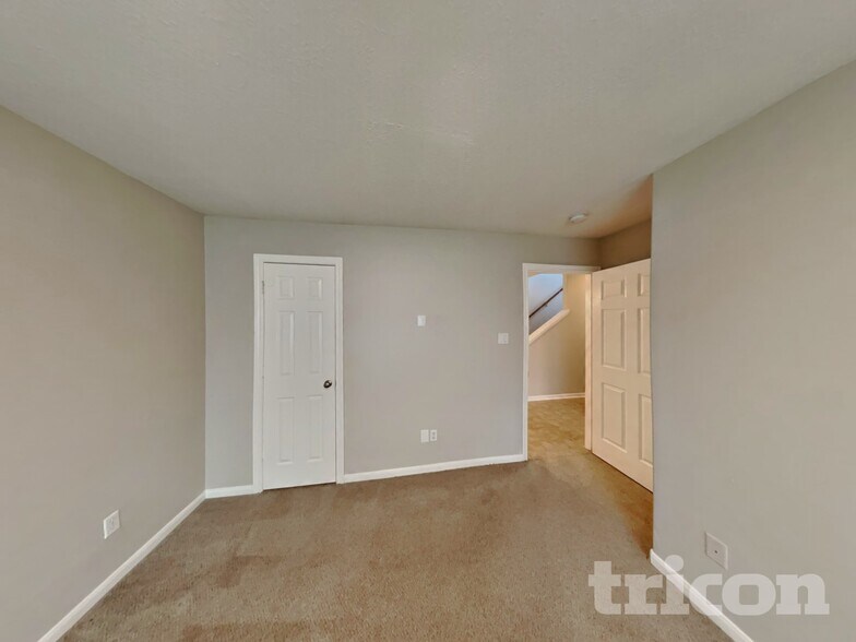 Building Photo - 3135 Lavender Candle Dr