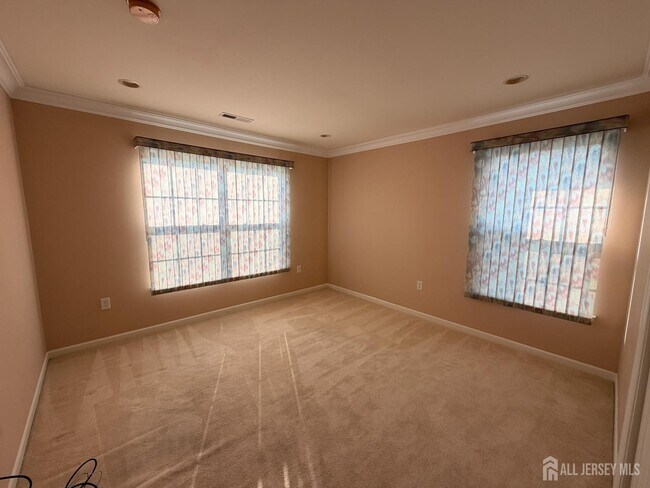 Building Photo - 87 Timberhill Dr