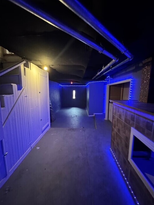 Building Photo - 1939 Plymouth St