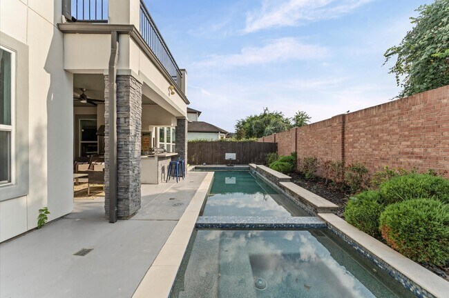 Building Photo - 1822 Jade Hollow Ln