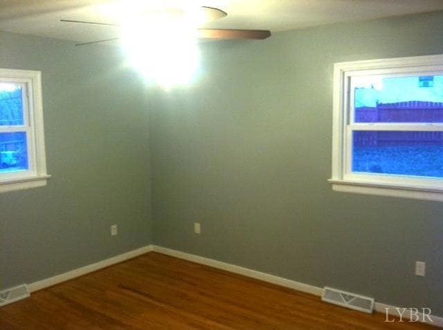 Building Photo - 1044 Ardmore Cir
