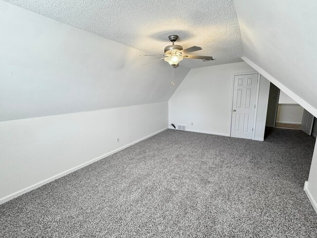 Building Photo - 11230 Cashmere Wood Dr