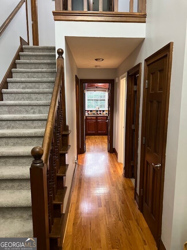 Building Photo - 5741 Wolf Laurel Dr SW