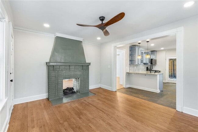Building Photo - 216 Haralson Ave NE