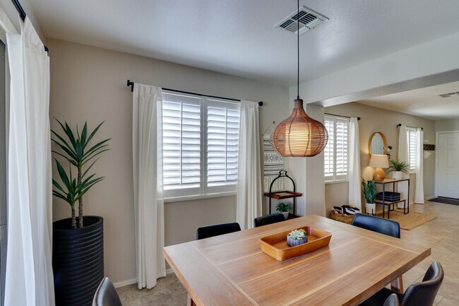 Building Photo - 22303 Bishop Dr