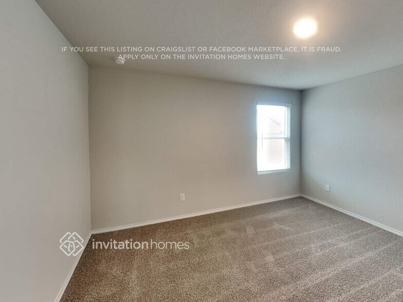 Building Photo - 10511 Varmus Dr