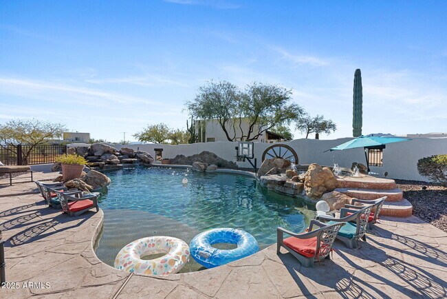 Building Photo - 14537 E Windstone Trail