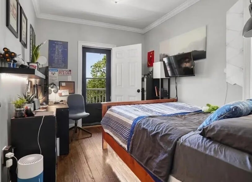 Building Photo - 47 Beech Glen St