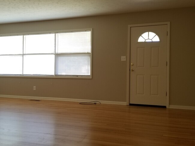 Building Photo - 1836 Todd Rd