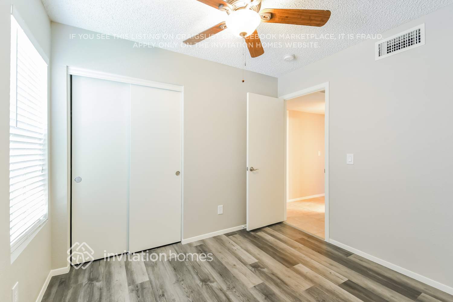 Building Photo - 4976 W Charleston Ave