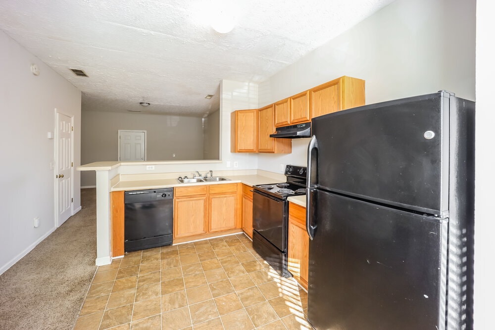 Building Photo - 6055 Camden Forrest Dr