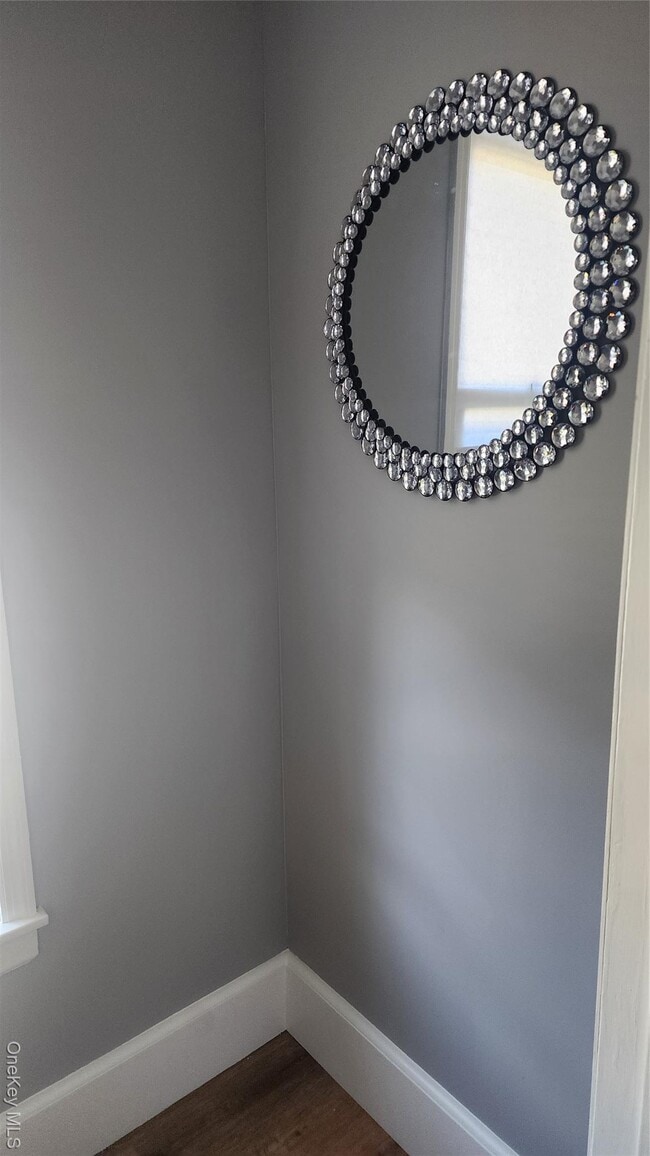 Building Photo - 38 Moulton Ave