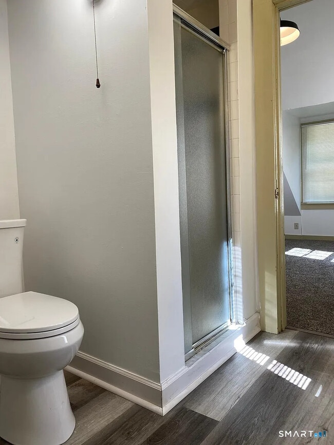 Building Photo - 44 Wolfpits Rd.