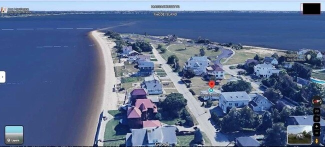 Building Photo - 341 Shawomet Ave