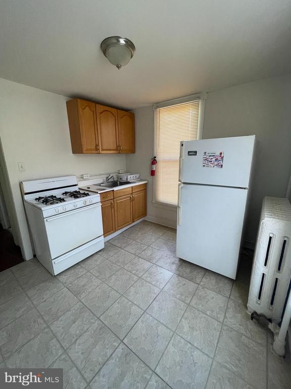 Building Photo - 13 Kirkwood Rd