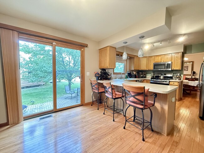 Building Photo - 478 Preston Cir