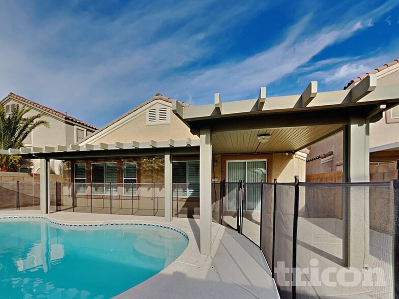 Building Photo - 437 Orchid Oasis Ave