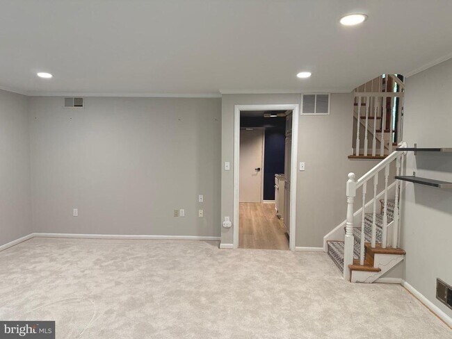 Building Photo - 3312 Sleepy Ln