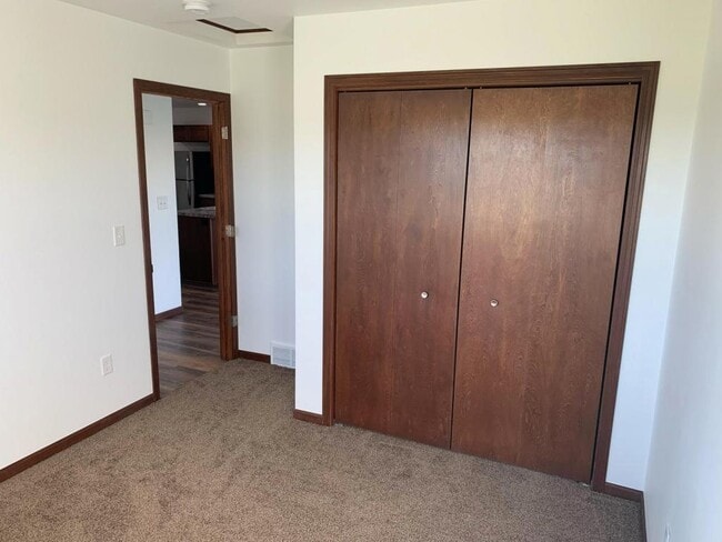 Building Photo - 7112 Brehm St