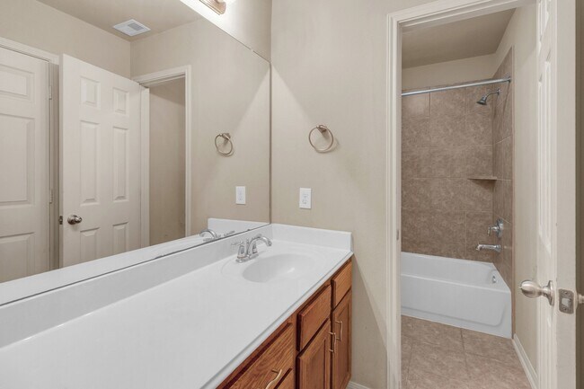 Building Photo - 5730 Slate Valley Ct