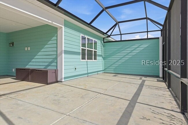 Building Photo - 855 Weekend Ave