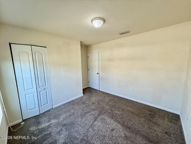 Building Photo - 1859 Cherry Crk Wy