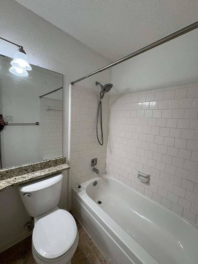 Building Photo - 4007 Issacks Way