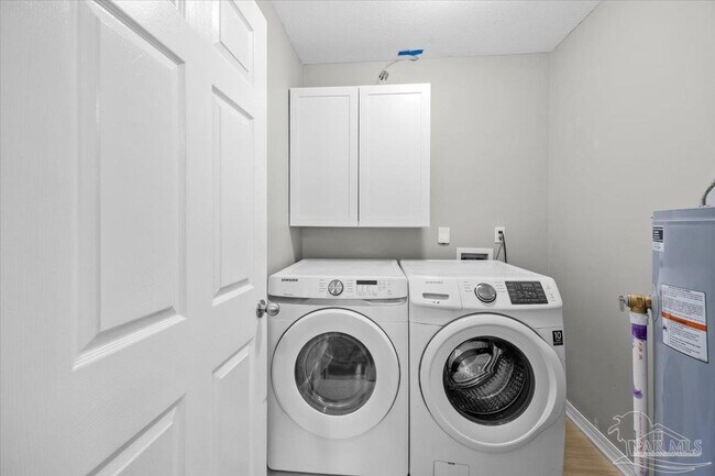 Building Photo - 1186 Brownfield Rd