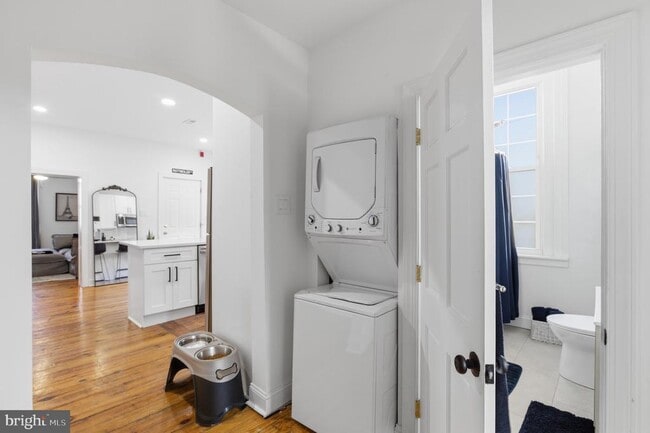 Building Photo - 935 Passyunk Ave