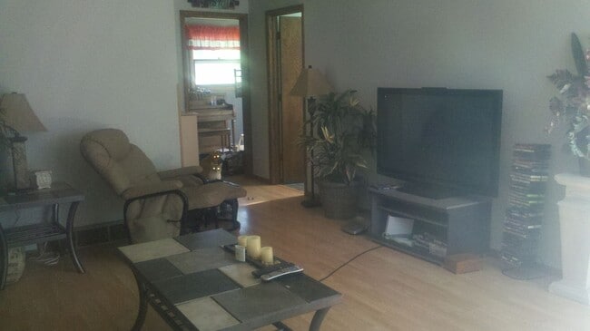 Building Photo - 808 Coleman St