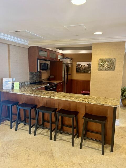 Building Photo - 5200 N Flagler Dr
