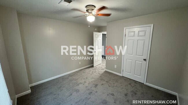 Building Photo - 3017 Chelsea Ave