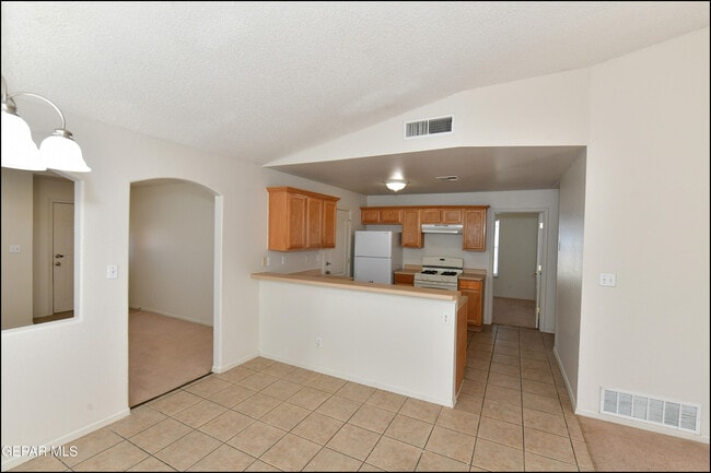 Building Photo - 3112 Tierra Ayala Dr