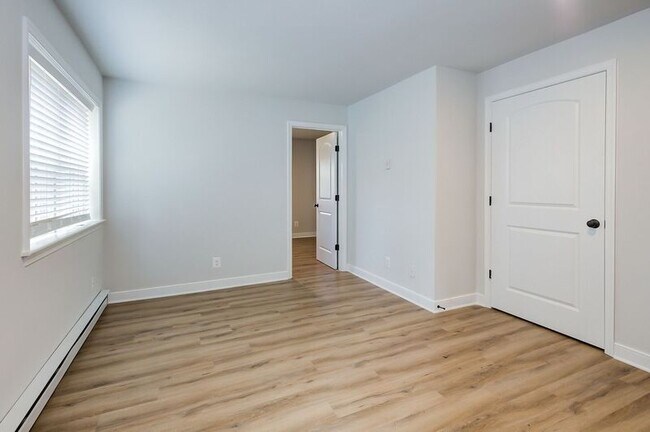 Building Photo - 247 Stribling Ave