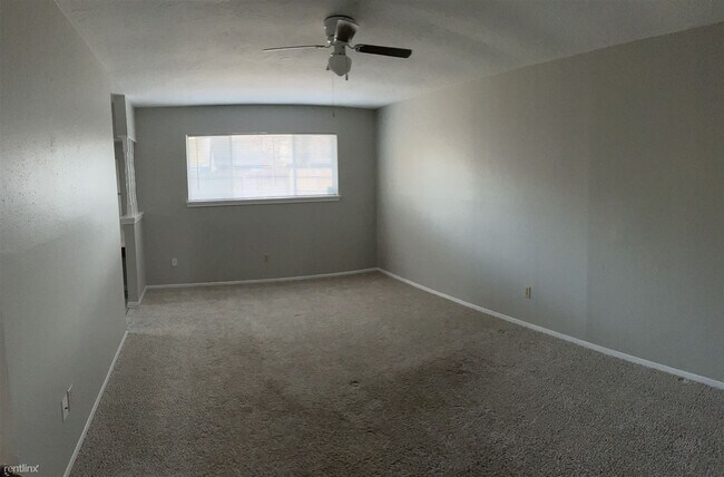 Building Photo - 3 br, 2 bath House - 7522 Echo Pines Dr
