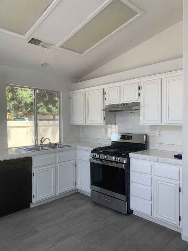Building Photo - 757 Duoro Dr