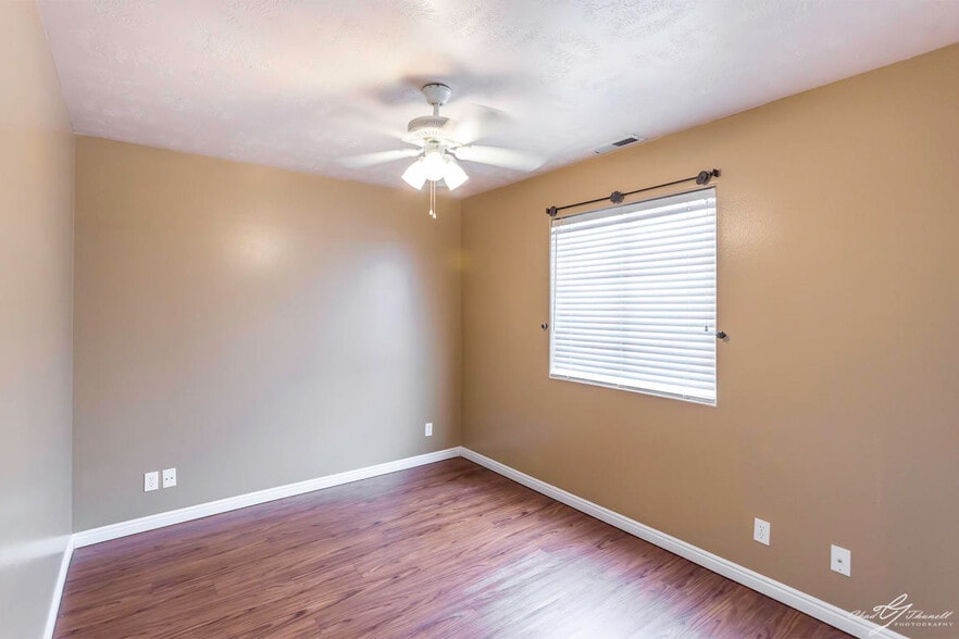 Building Photo - 2930 E 450 N