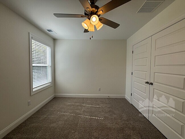 Building Photo - Beautiful NEW BUILD in Olive Branch, MS!