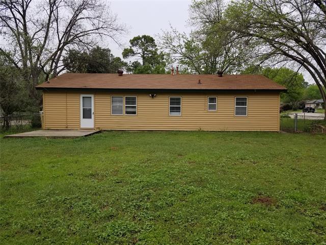 Building Photo - 1806 Friar Tuck Dr