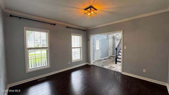 Building Photo - 232 Newport Drive