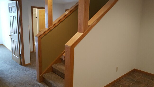 Building Photo - 1703 Coranado St