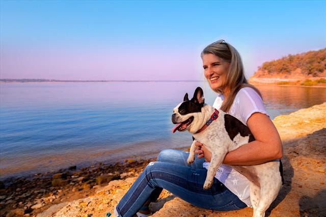 Building Photo - 2955 Sunset Blvd