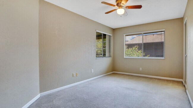 Building Photo - 6019 Scotchwood Glen