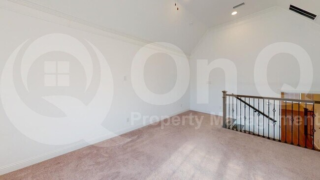 Building Photo - 2232 Southwick Dr