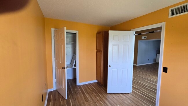 Building Photo - 109 Prosperity Ave SE