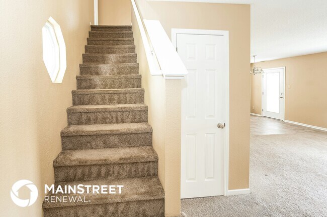 Building Photo - 113 Winterwood Dr