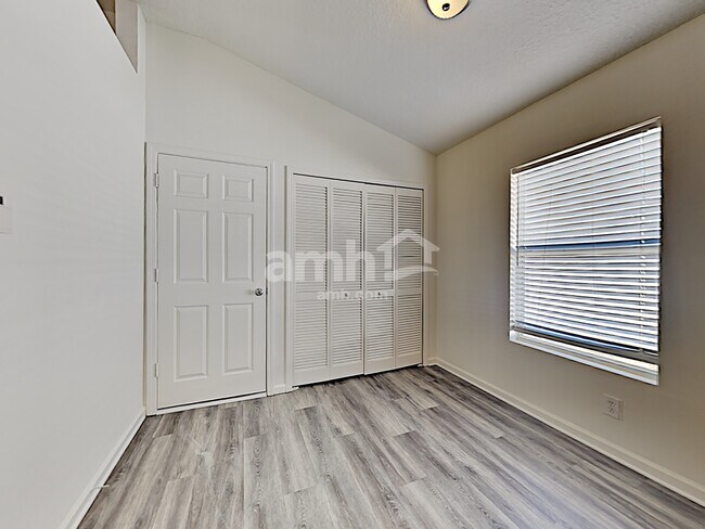 Building Photo - 11413 Riverstone Way