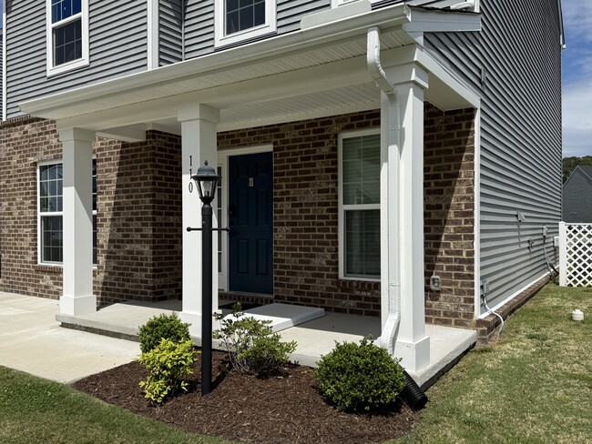 Building Photo - 110 Spoonbill Loop