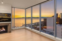 Building Photo - 1521 2nd Ave